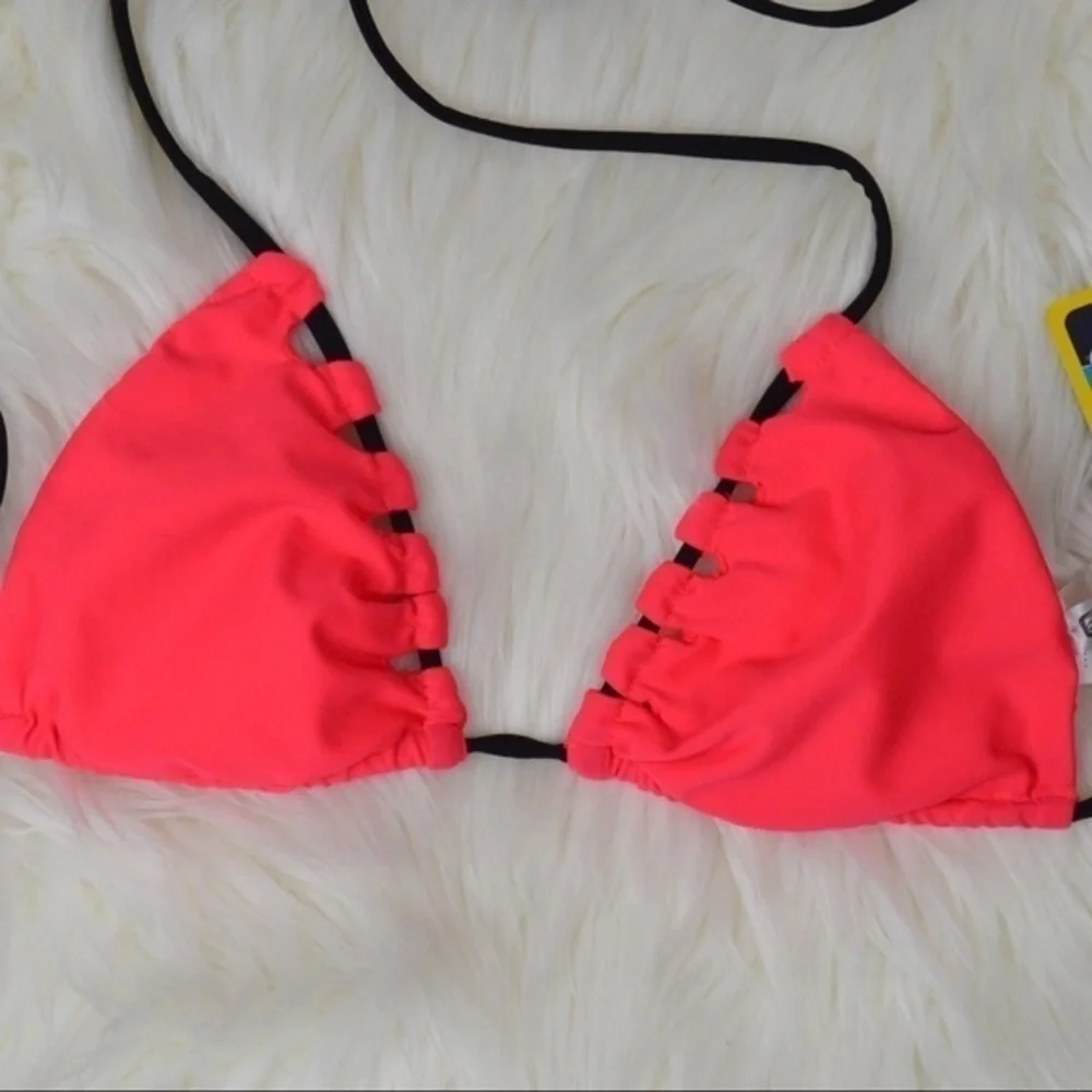 NWT Fabletics Alani Triangle Bikini Top‎ | XSmall